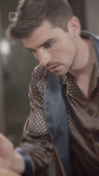 พันธะรักในเงามืด