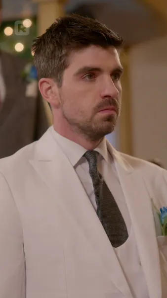 พันธะรักในเงามืด