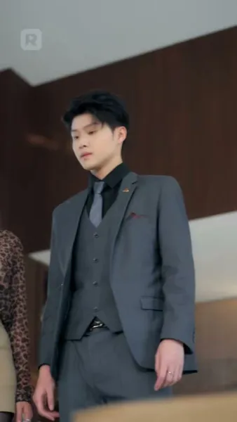 เธอดูถูกพ่อผัว แต่ไม่รู้ว่าฉันเป็นใคร