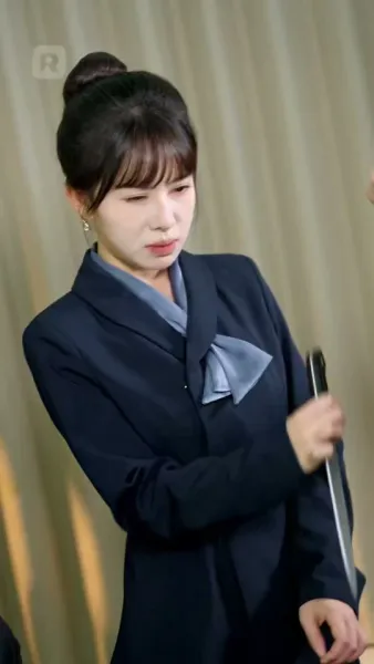 เธอดูถูกพ่อผัว แต่ไม่รู้ว่าฉันเป็นใคร