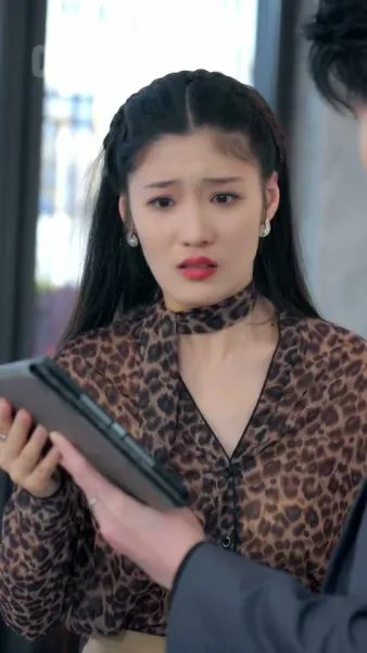 เธอดูถูกพ่อผัว แต่ไม่รู้ว่าฉันเป็นใคร