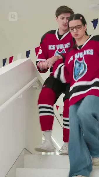 ฉีกดีลรักนักฮอกกี้แบดบอย