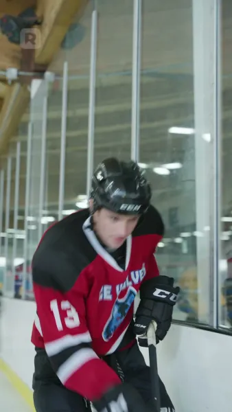 ฉีกดีลรักนักฮอกกี้แบดบอย