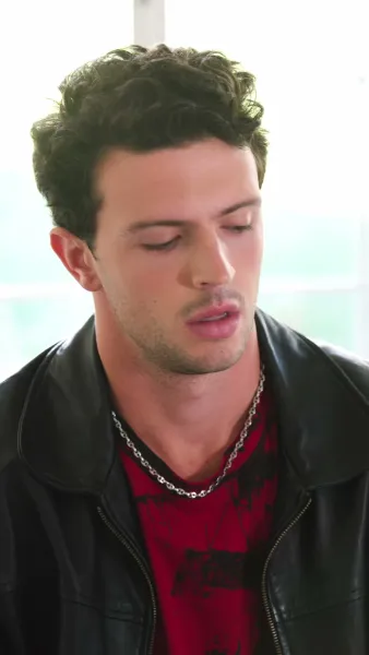 ฉีกดีลรักนักฮอกกี้แบดบอย