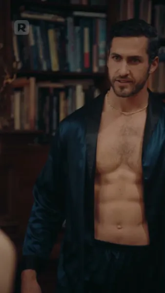 ตกหลุมรักพ่อมาเฟียของ แฟนเก่า