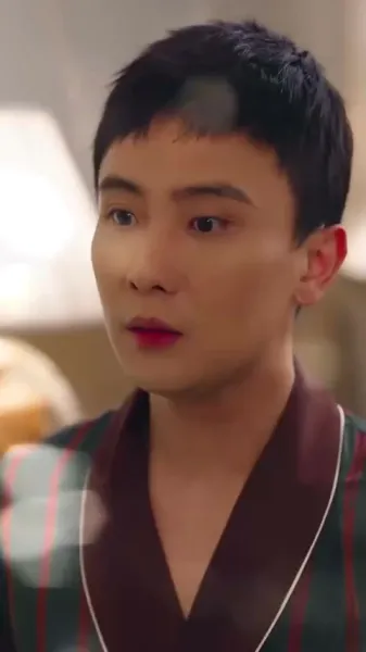 เจ้าของบ้านโชคดีกับผู้เช่าสาวสวยสี่คน