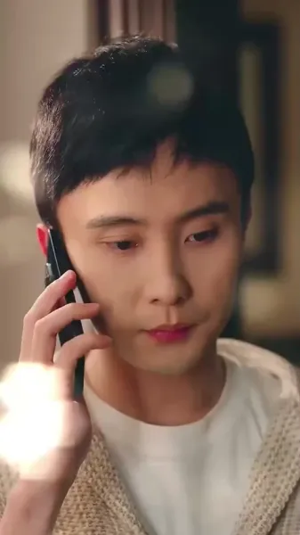 เจ้าของบ้านโชคดีกับผู้เช่าสาวสวยสี่คน