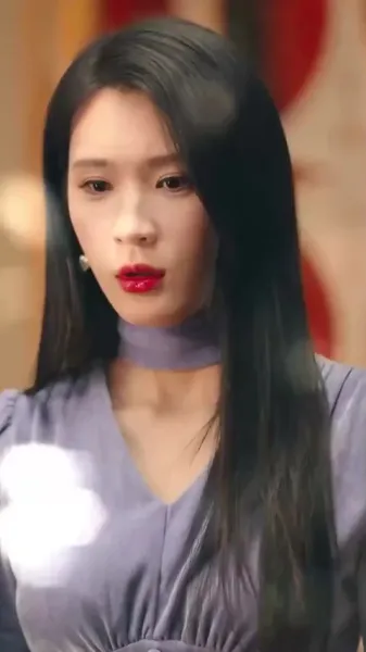 เจ้าของบ้านโชคดีกับผู้เช่าสาวสวยสี่คน