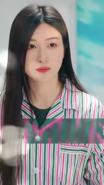 เจ้าของบ้านโชคดีกับผู้เช่าสาวสวยสี่คน