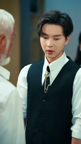 ฟื้นจากเถ้าถ่าน