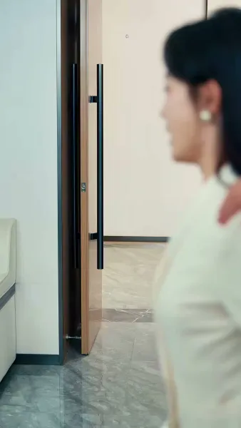 ฟื้นจากเถ้าถ่าน