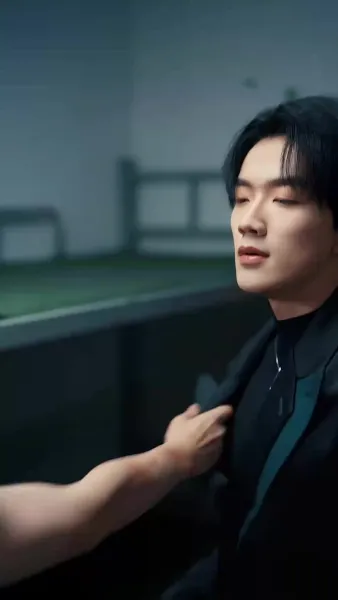 ฟื้นจากเถ้าถ่าน