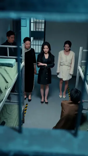 ฟื้นจากเถ้าถ่าน