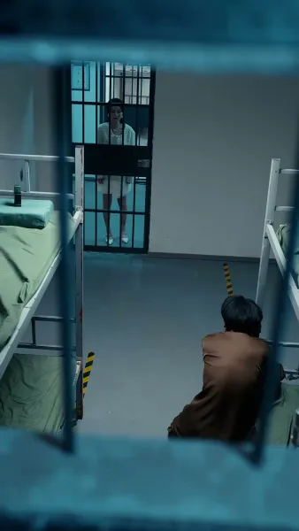 ฟื้นจากเถ้าถ่าน