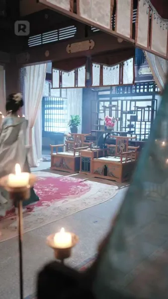 ผู้บงการหลังบัลลังก์