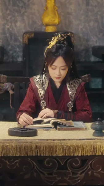 กุนซือหญิงพิชิตแผ่นดิน