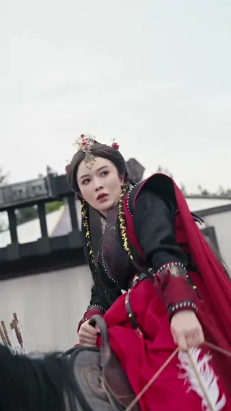 กุนซือหญิงพิชิตแผ่นดิน