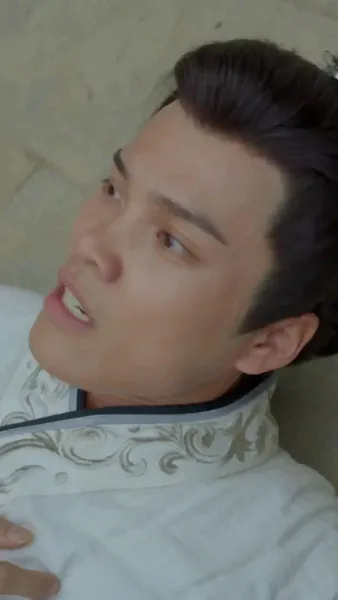 ตี้จวินเก้าชาติภพ