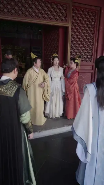 ย้อนเวลามายั่วรักท่านอ๋อง