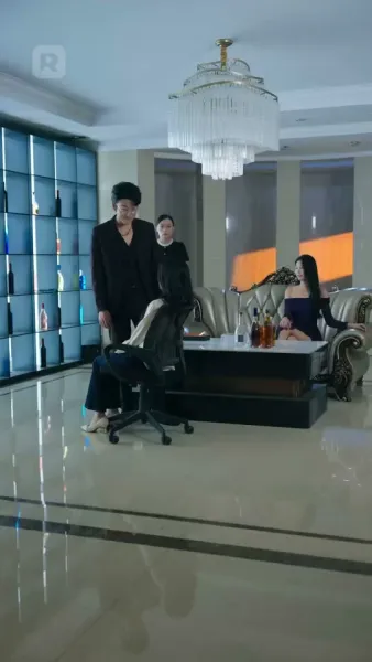 ราตรีมิสิ้นแสง