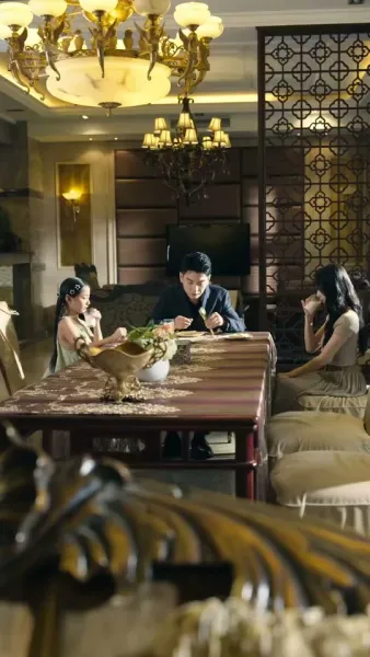 ราตรีมิสิ้นแสง