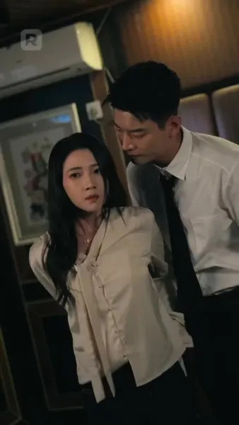 ราตรีมิสิ้นแสง