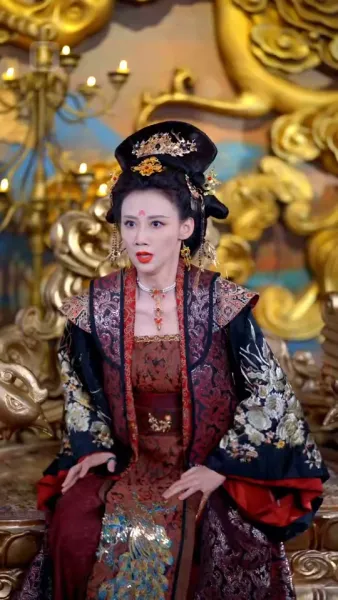 จักรพรรดิตัวปลอม