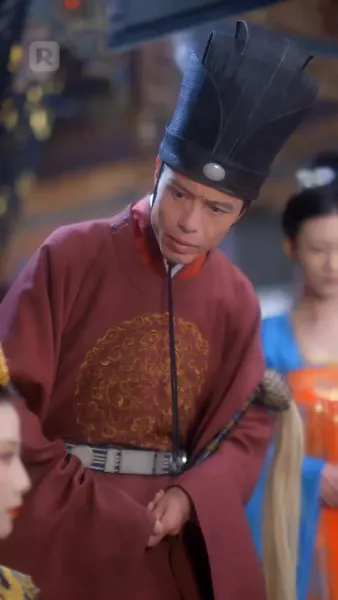 จักรพรรดิตัวปลอม