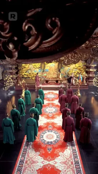 จักรพรรดิตัวปลอม