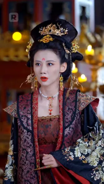 จักรพรรดิตัวปลอม