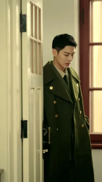 ผู้ถามที่เงียบงัน ลมใบไม้ผลิกับคำถามที่ไม่มีคำตอบ