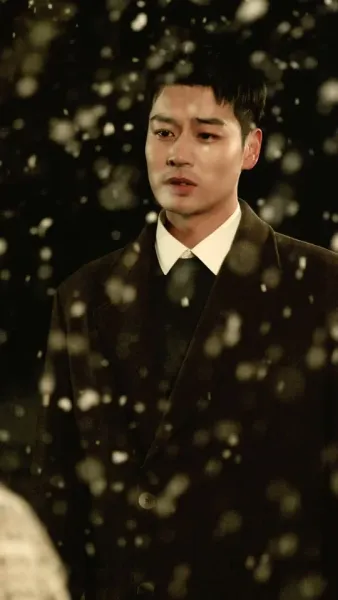 ผู้ถามที่เงียบงัน ลมใบไม้ผลิกับคำถามที่ไม่มีคำตอบ