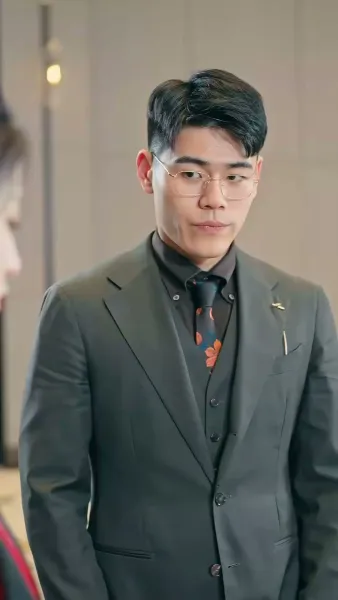 ธิดาเหนือบัลลังก์