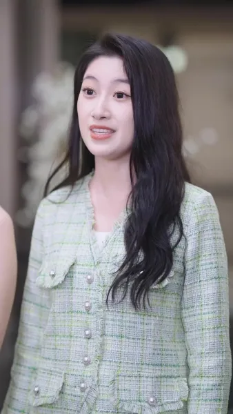 คุณหนูผู้เปล่งประกาย