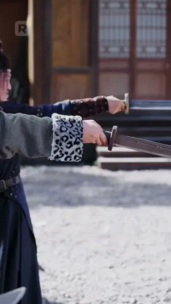 ชายผู้ข้ามเวลา พลิกแผ่นดิน