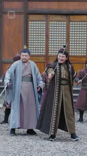 ชายผู้ข้ามเวลา พลิกแผ่นดิน