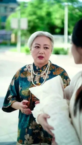 จากพี่เลี้ยงสู่ไอดอลบอส