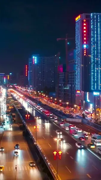 จากพี่เลี้ยงสู่ไอดอลบอส