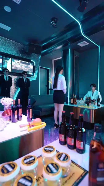 รักสามซ้อน ซ่อนน้ำตา