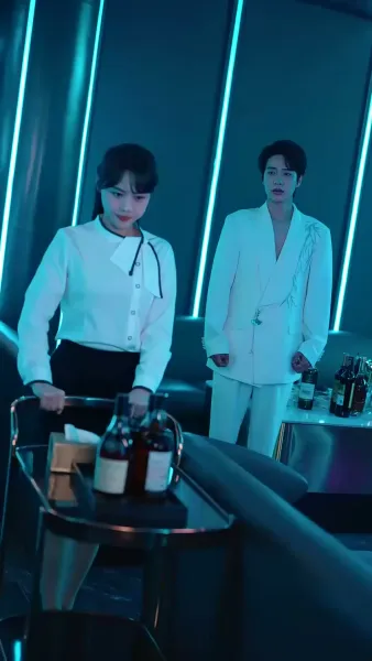 รักสามซ้อน ซ่อนน้ำตา