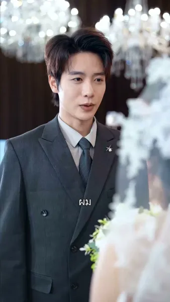 รักสามซ้อน ซ่อนน้ำตา