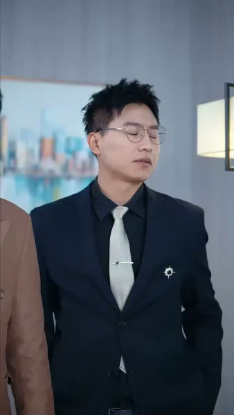 รักสามซ้อน ซ่อนน้ำตา