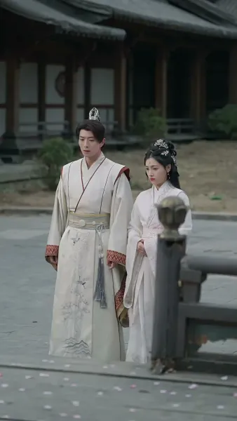 ยามดอกท้อโรยรา