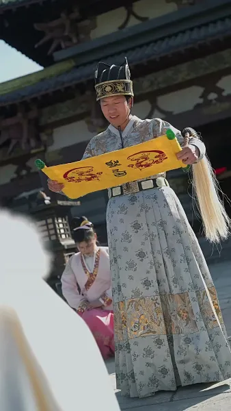 ยามดอกท้อโรยรา