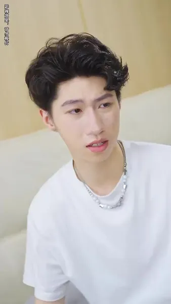 หลังจากการหย่าร้าง ภรรยาเก่าของเขาได้นำลูกไป