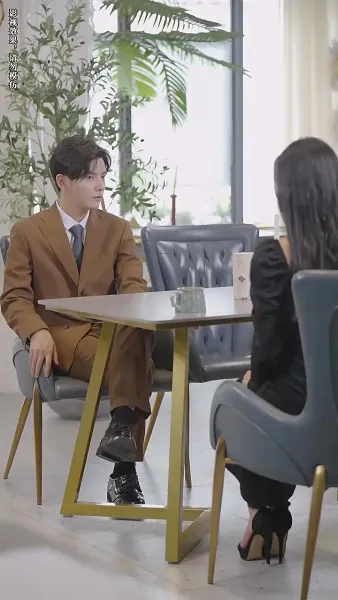 หลังจากการหย่าร้าง ภรรยาเก่าของเขาได้นำลูกไป