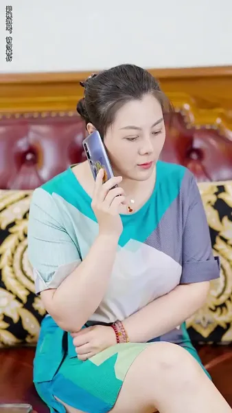 หลังจากการหย่าร้าง ภรรยาเก่าของเขาได้นำลูกไป