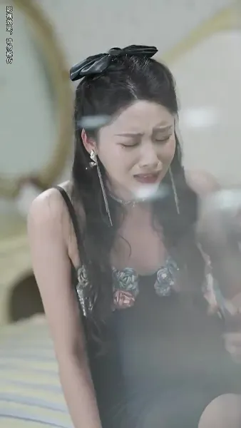 หลังจากการหย่าร้าง ภรรยาเก่าของเขาได้นำลูกไป