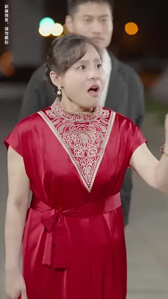 หลังจากการหย่าร้าง ภรรยาเก่าของเขาได้นำลูกไป