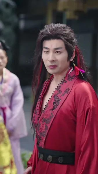 นักยุทธ์ติดดิน ดาบพุ่งทะยาน